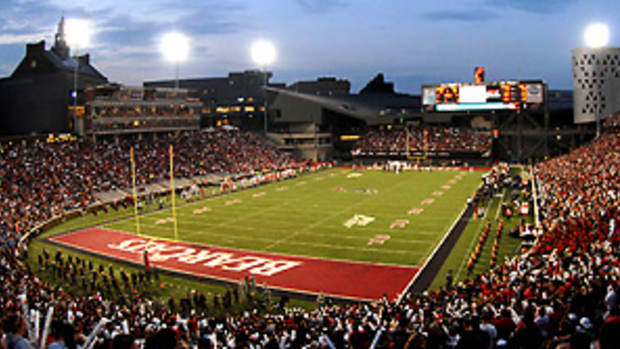 nippert-stadium-p1.jpg